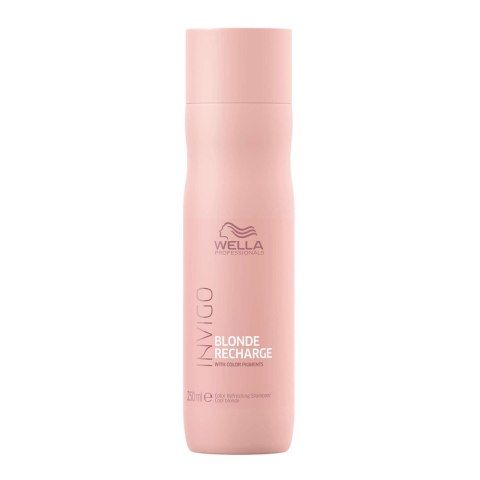 Wella Professionals Invigo Blonde Recharge Color Refreshing Shampoo odświeżający szampon z pigmentami koloru do włosów w kolorze zimnego blondu 250m