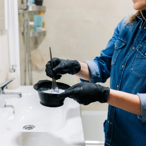 Poniks Blackomb Pędzelek do Farbowania Włosów Włosie Neonowe 14cm