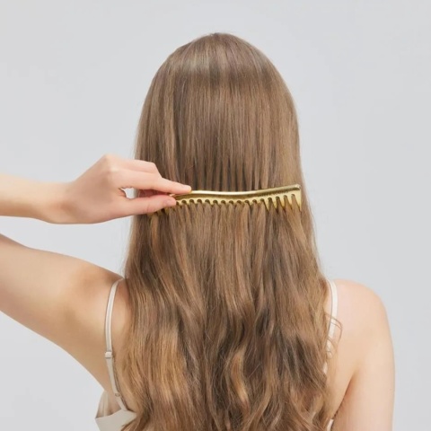 Sister Young Zuri Grzebień do Rozczesywania z Szerokimi Zębami Złoty