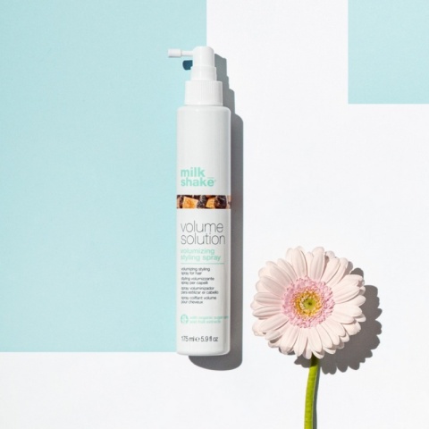 Milk Shake Volume Solution Styling spray unoszący włosy od nasady 175ml
