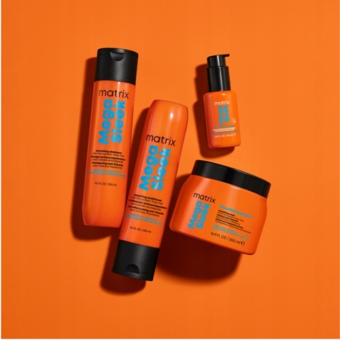 Matrix Total Results Mega Sleek OMG! Top Coat olejek wygładzający przeciw puszeniu się włosów MINI 30ml