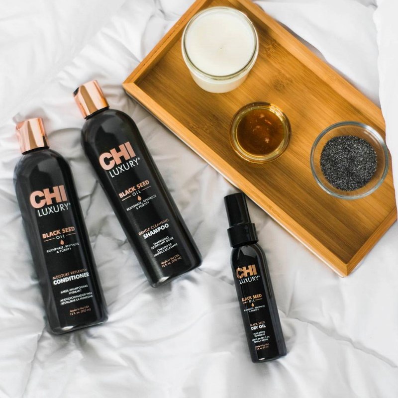 CHI Luxury Black Seed Oil, odżywka odbudowująca z olejkiem z czarnuszki 355ml CHI Luxury Black Seed Oil, odżywka odbudowująca z olejkiem z czarnuszki 355ml